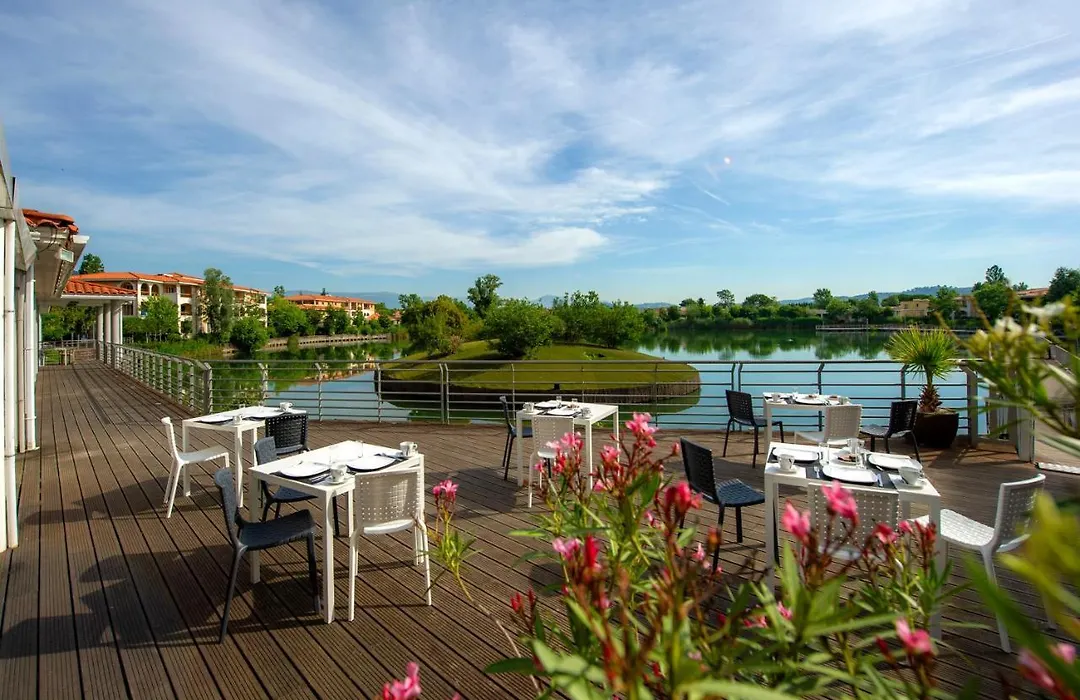 Goélia Mandelieu Riviera Resort-1