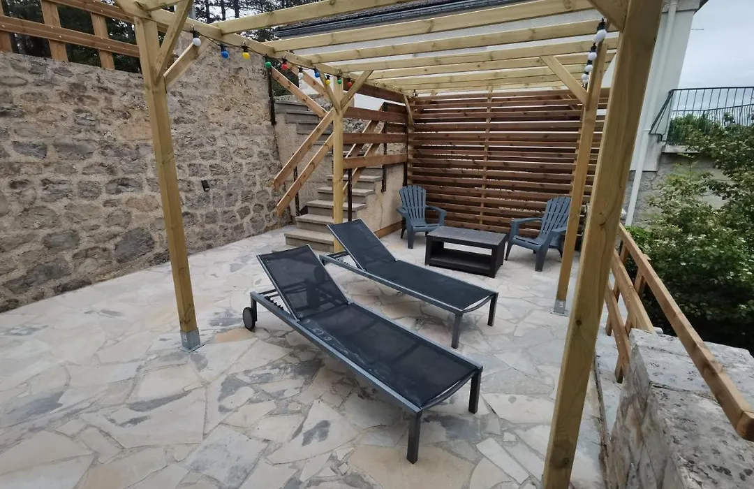 Le Sénéchal-1