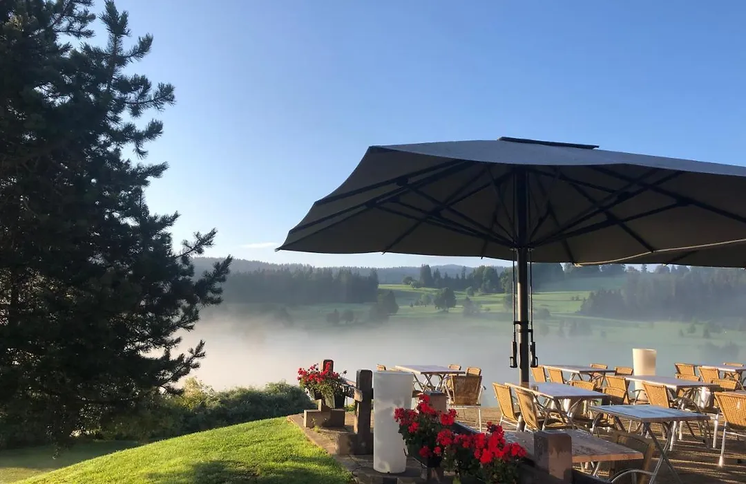 Domaine du Mont-Saint-Jean-1