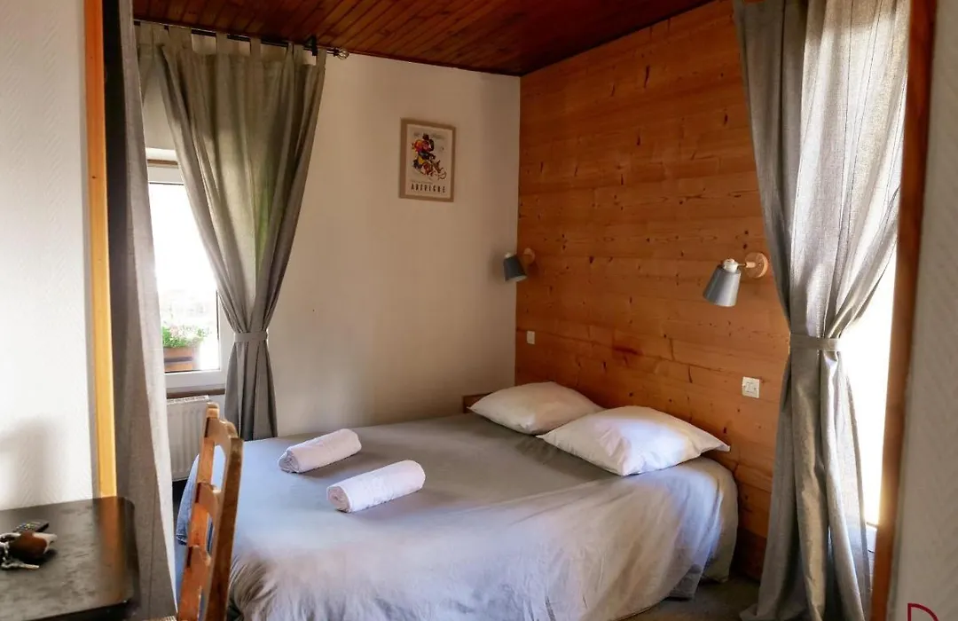 Doume'S Lodge-1