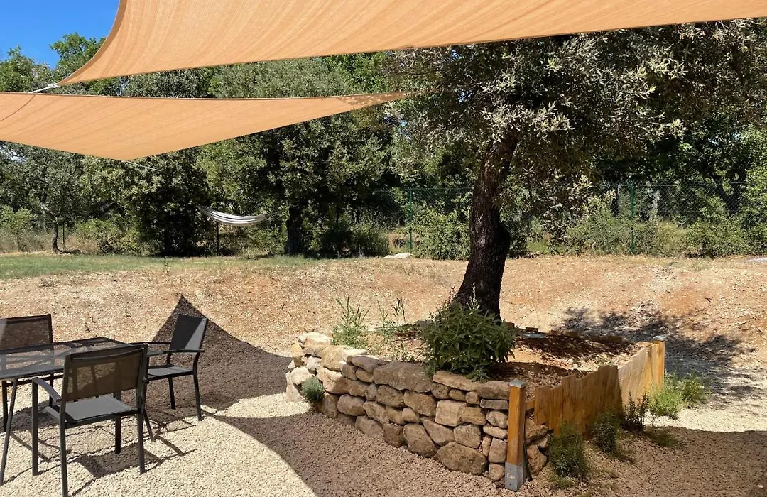 Mas la Chêneraie Lourmarin - Au calme, à 10 mn du centre ville à pied-1