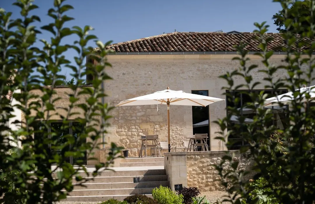 Chateau De Ferrand-1