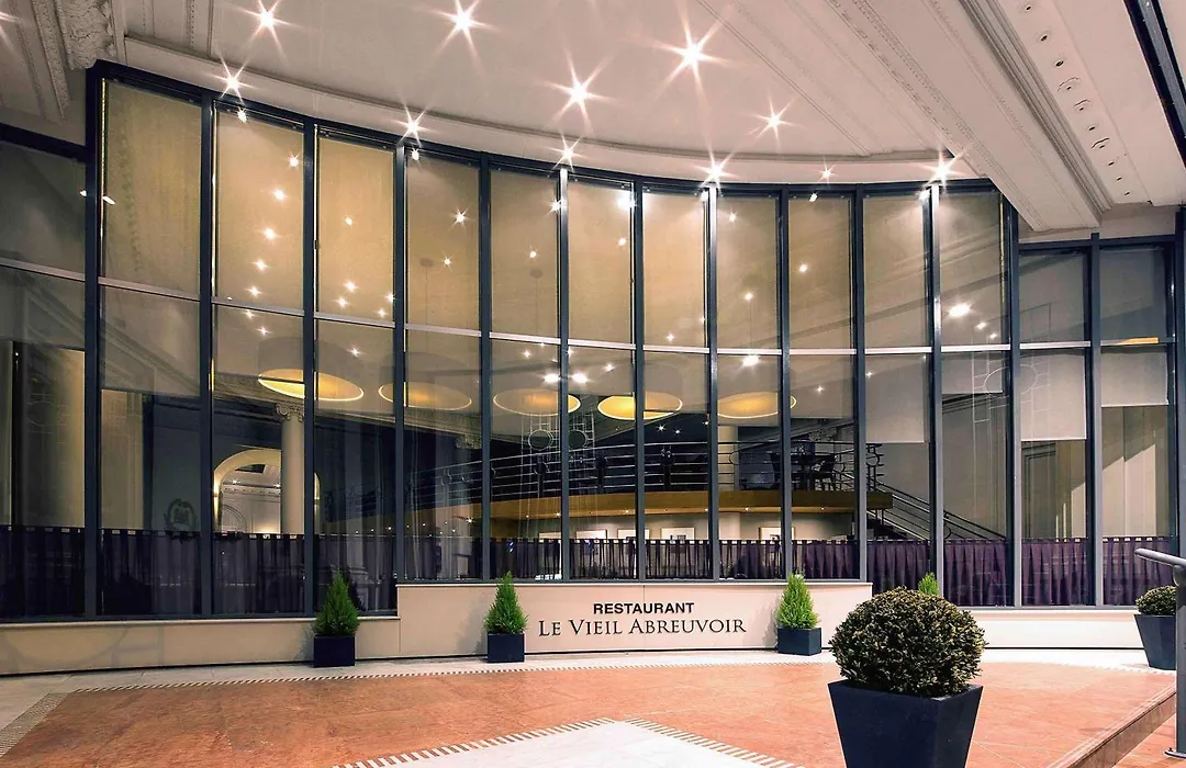 Mercure Lille Roubaix Grand Hôtel-1
