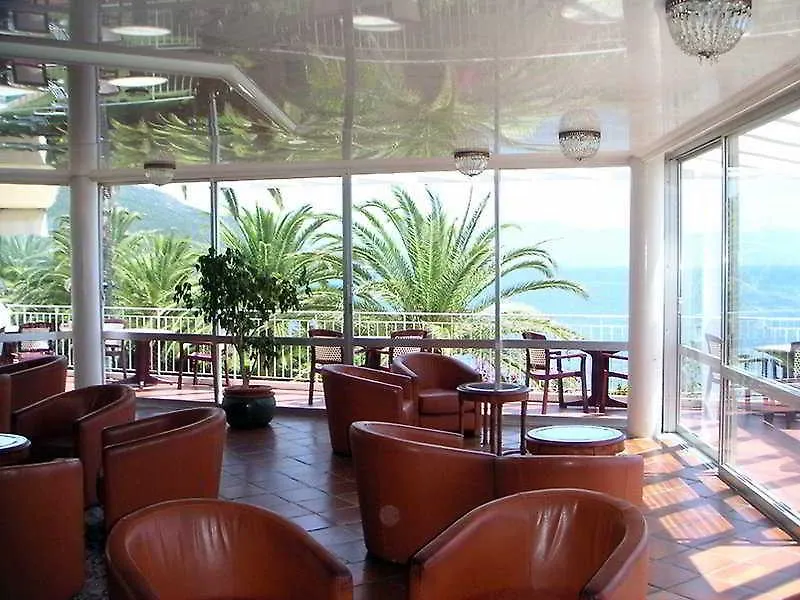 Hotel Eden Roc-1