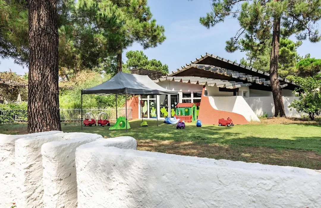 Belambra Clubs Residence Borgo - Pineto-1