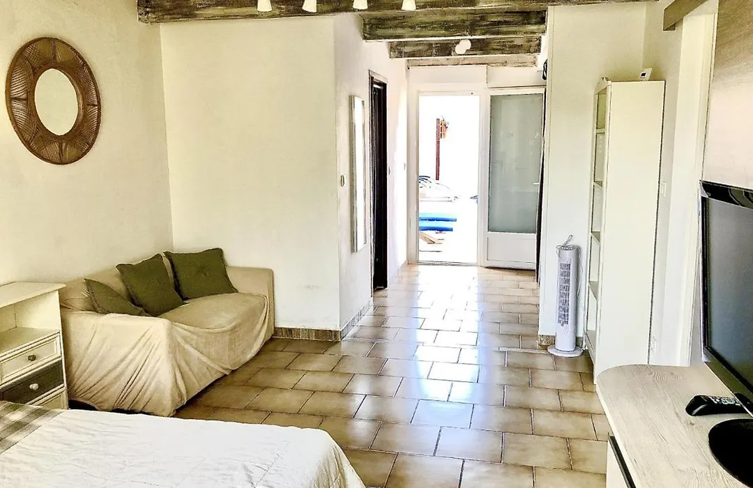Villa De Plein Pied 120M2, Climatisee, 3 Chambres, Piscine Privee, La Campagne Aux Portes De Narbonne-1