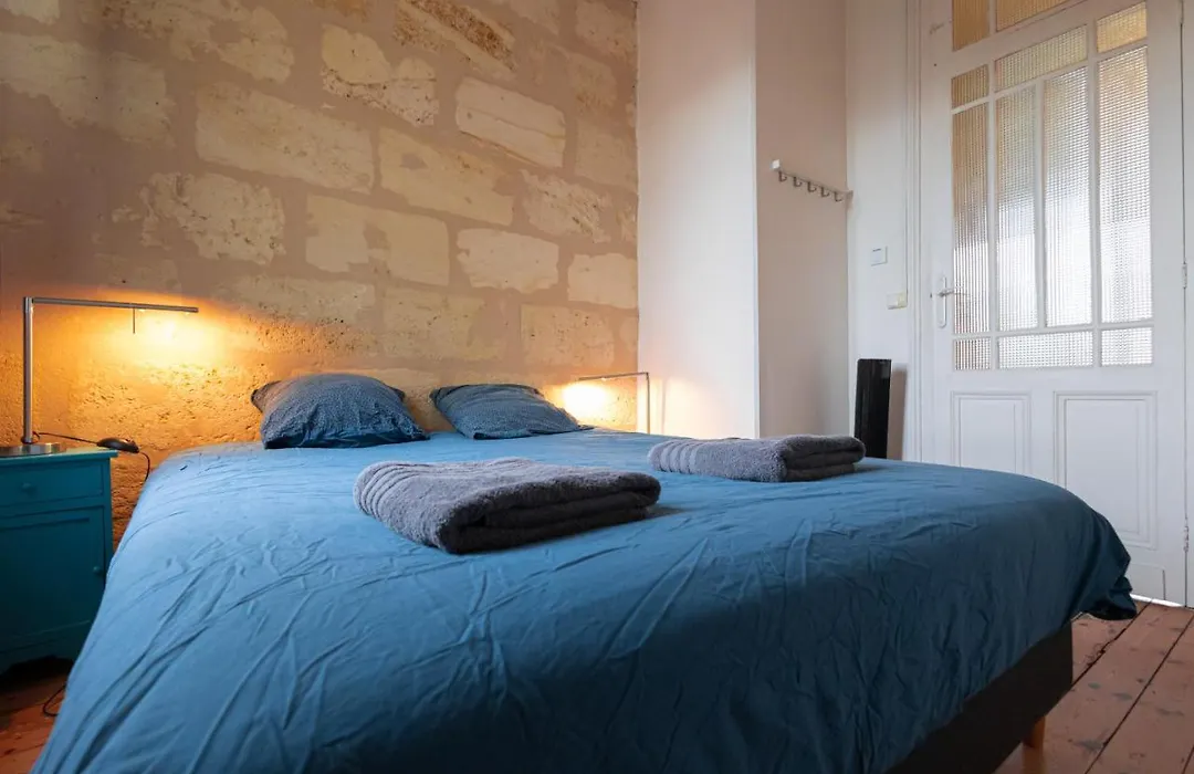 Maison Spacieuse Avec Jardin Et Garage-1