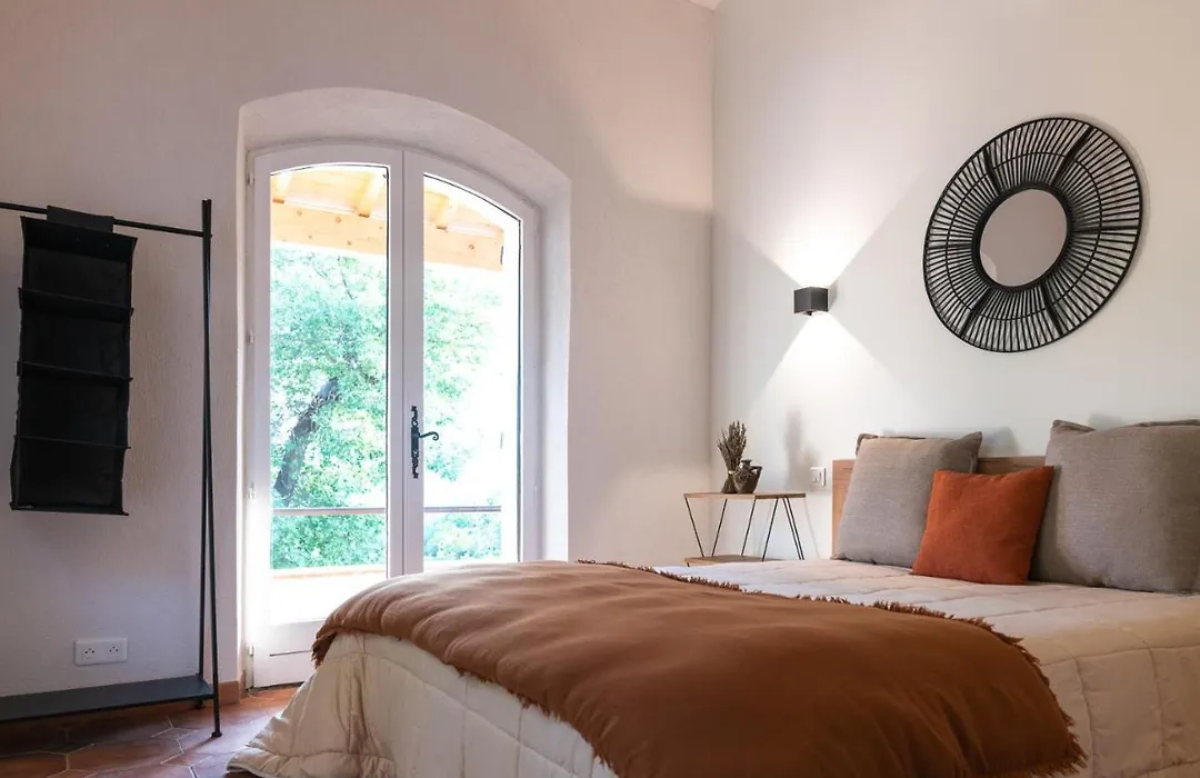 Casa Reviera St-Tropez Bay-1