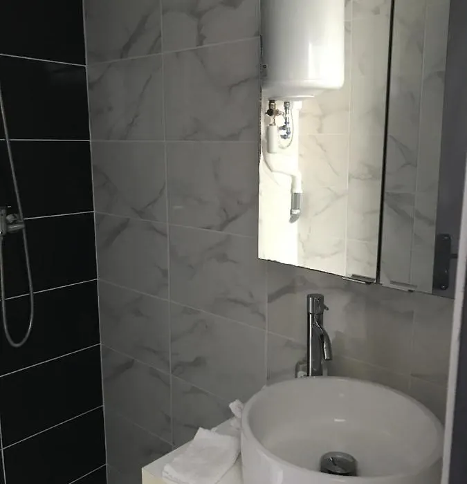 Aparthotel Faik-1