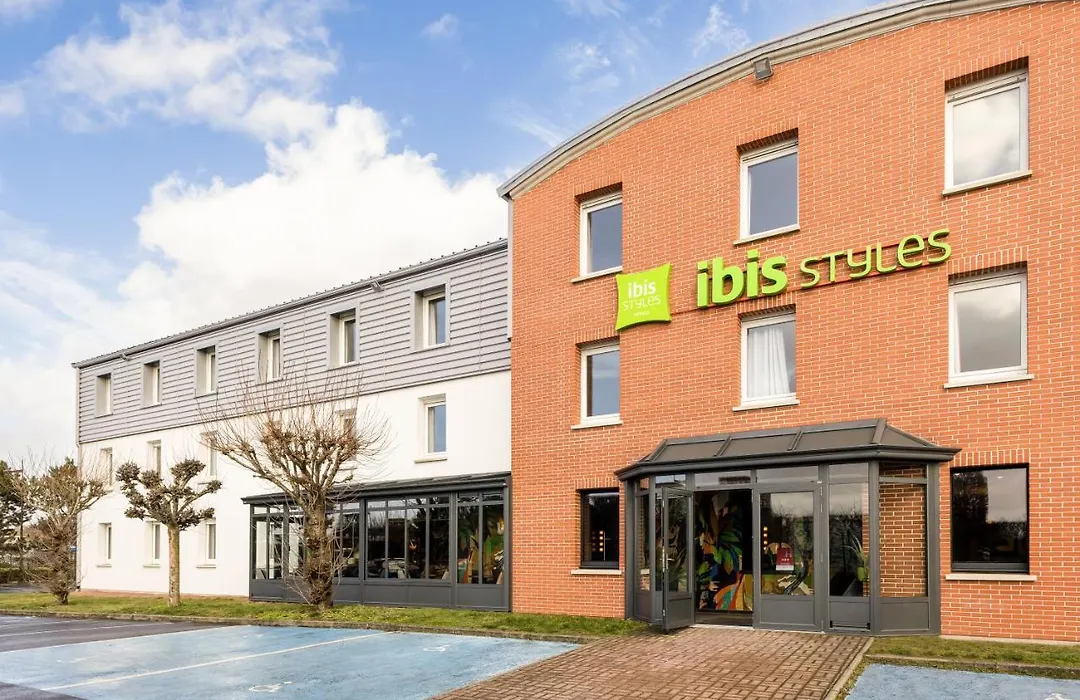 ibis Styles Saint-Quentin-1