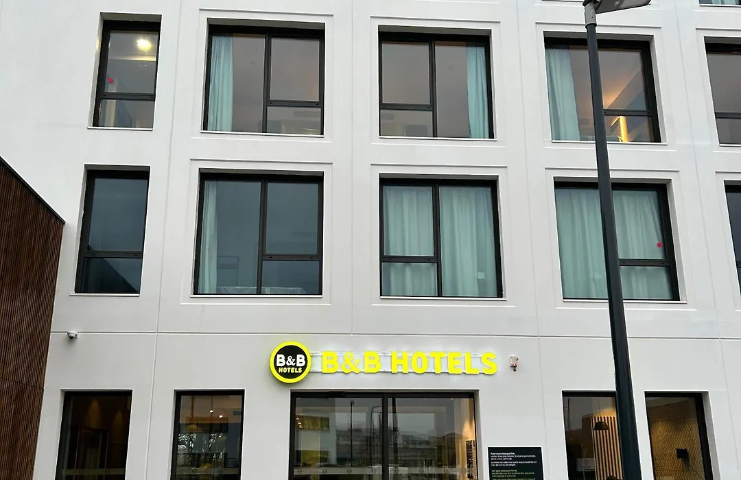 B&B Hotel Cergy Saint-Christophe Gare-1