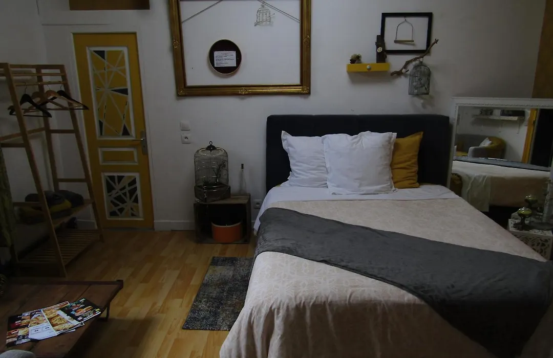 Chambre D'Hotes Au Nid Du Thil-1