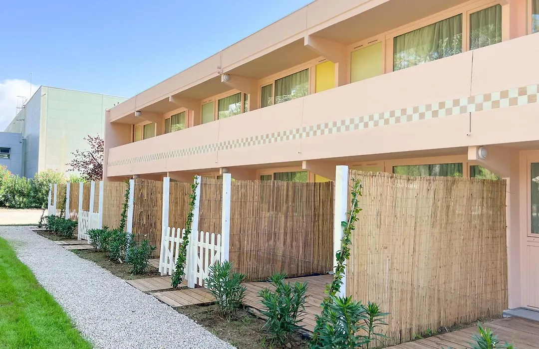 Hotel Kyriad Cannes - Mandelieu-1