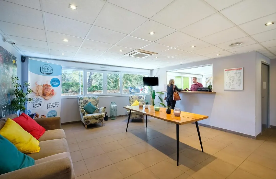 Comfort Aparthotel Antibes Le Maestria-1