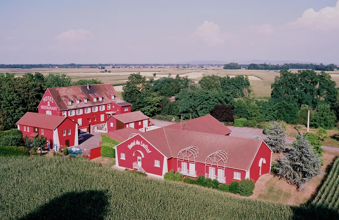 Contact Hotel Du Ladhof-1