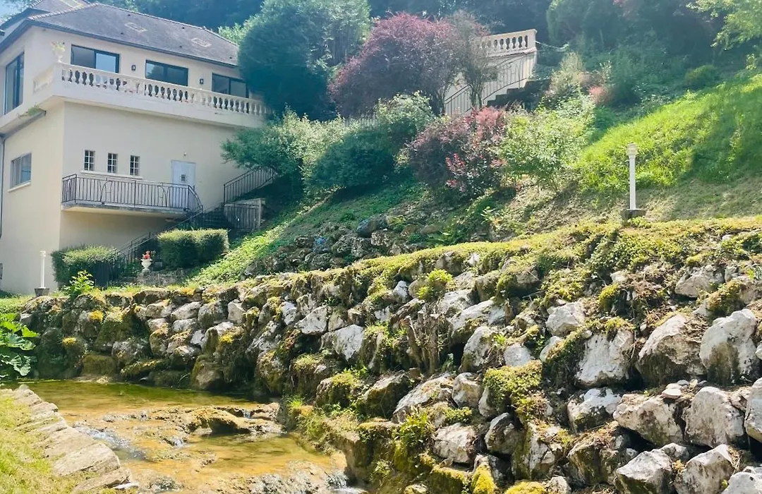 Domaine Du Moulin Vallée Heureuse-1