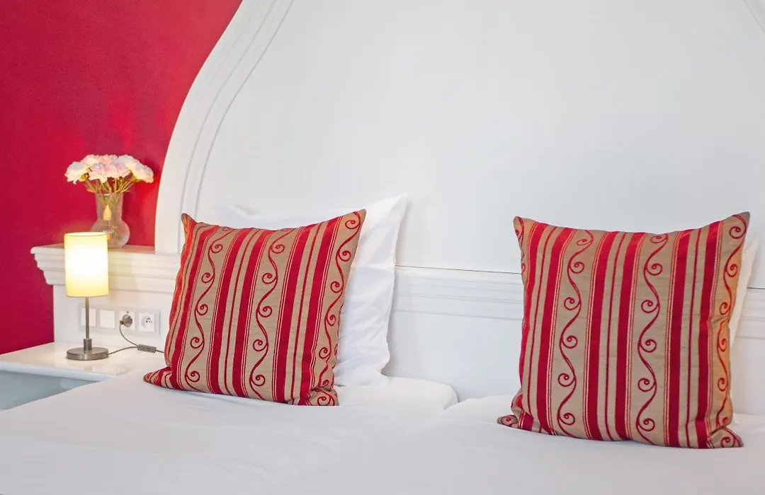 Hotel Les Tourelles-1