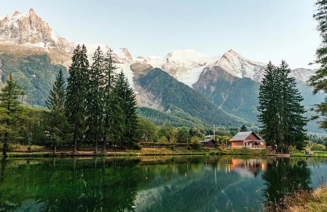 Top Floor Apartment Mansard - Central Chamonix Mont Blanc Haven-1