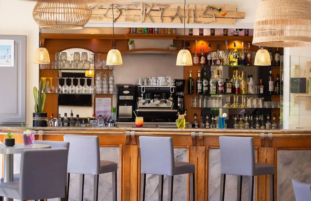 Hotel Club Le Capet-1