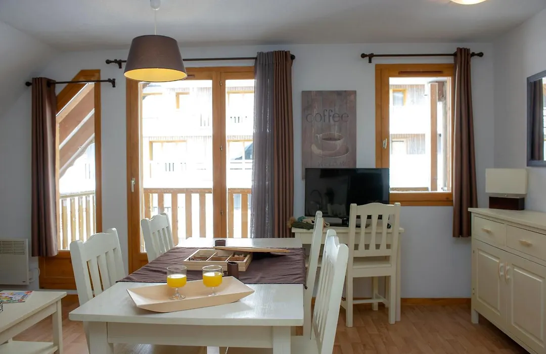 Résidence Goélia Les Chalets de Super-Besse-1