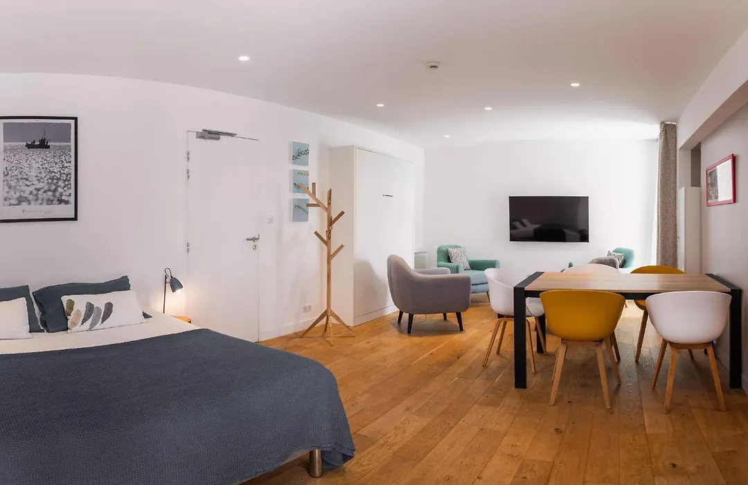 Cit'Hotel Le Cornouaille Hotel-1