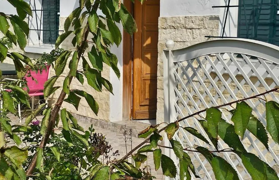 3 rue Maurice Utrillo-1