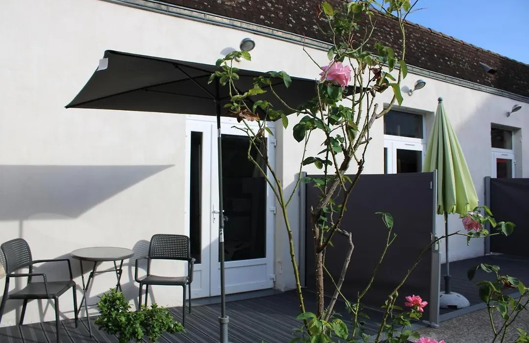 Les Bains Douches-1