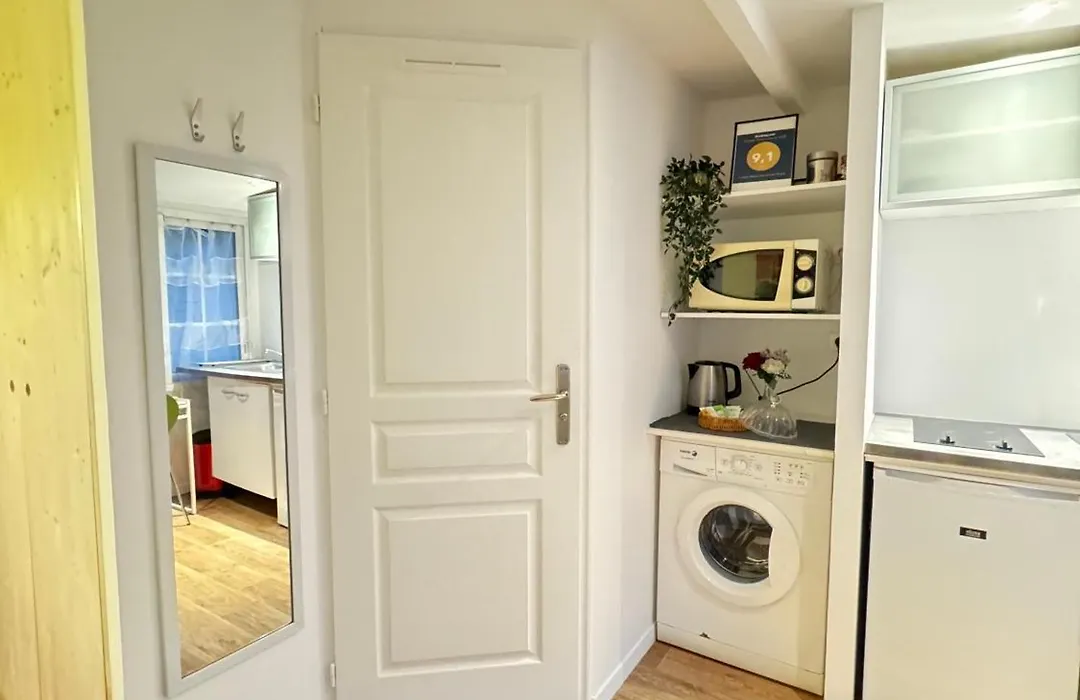 La Petite Maison Dans La Croix Rousse-1
