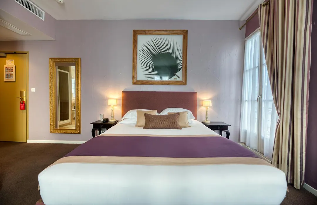 Hotel D'Aragon - Place De La Comedie-1