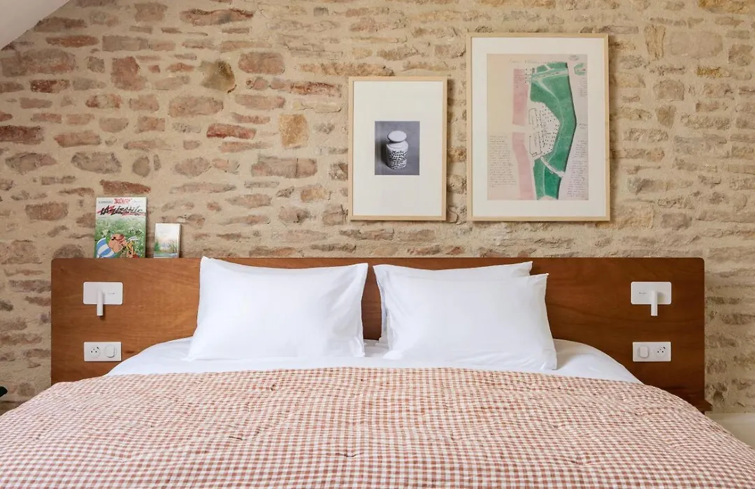 ALFRED HOTELS Beaune-1