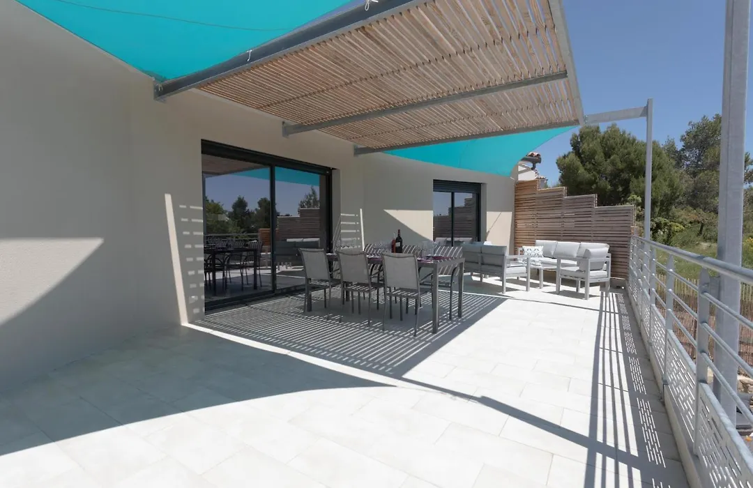 Luxury Villa With Private Pool In Cesseras-1