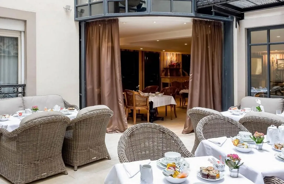Hôtel Chateaubriand-1