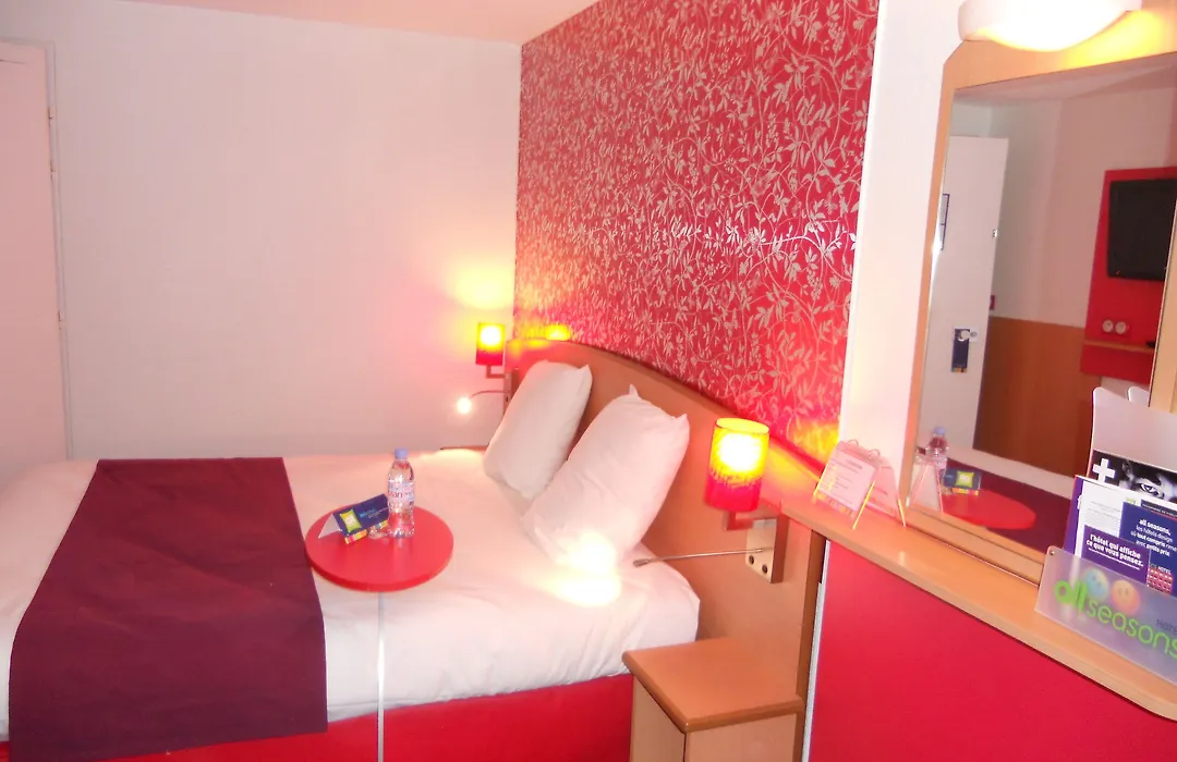 Ibis Styles Bourg-En-Bresse Centre-1