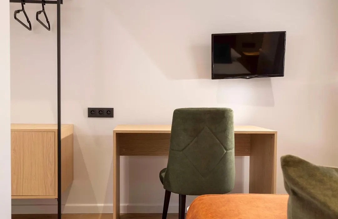Hotel Espace Champerret-1