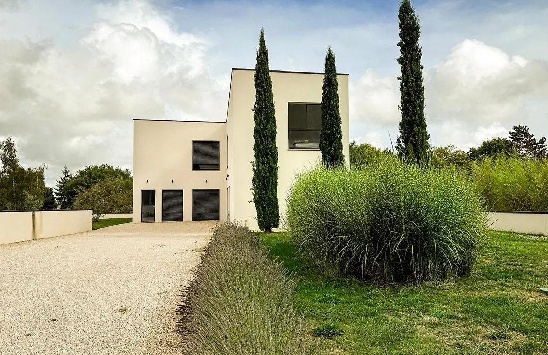 Les Trois Cypres-1