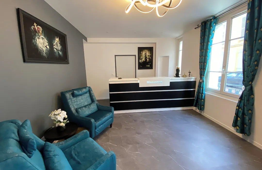 Hotel Le Home Saint Louis-1