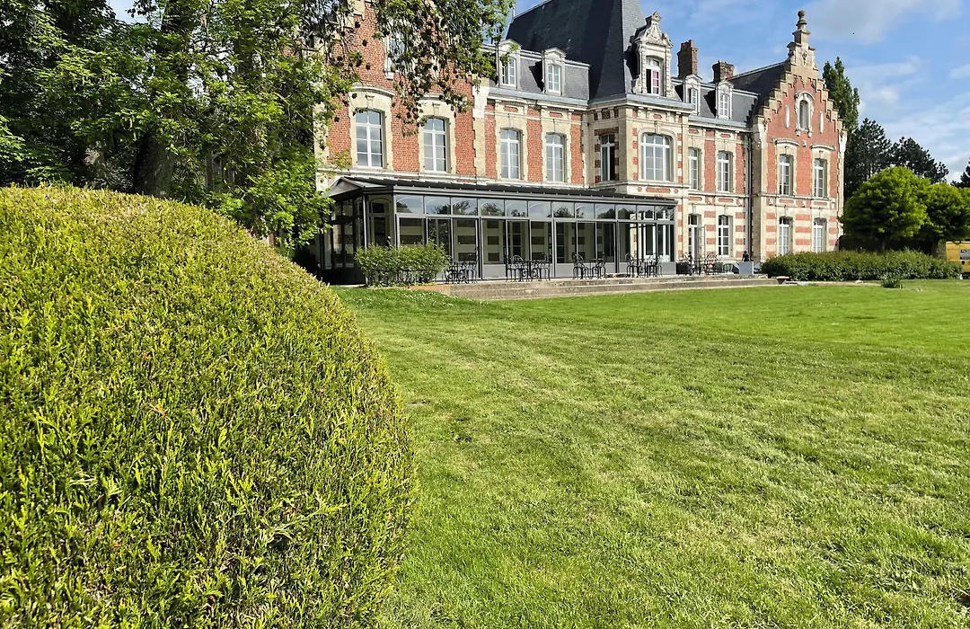 Najeti Hôtel Château Tilques-1