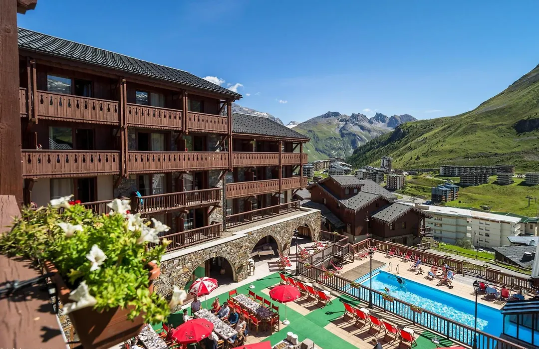 Hôtel Village Montana by Les Etincelles-1