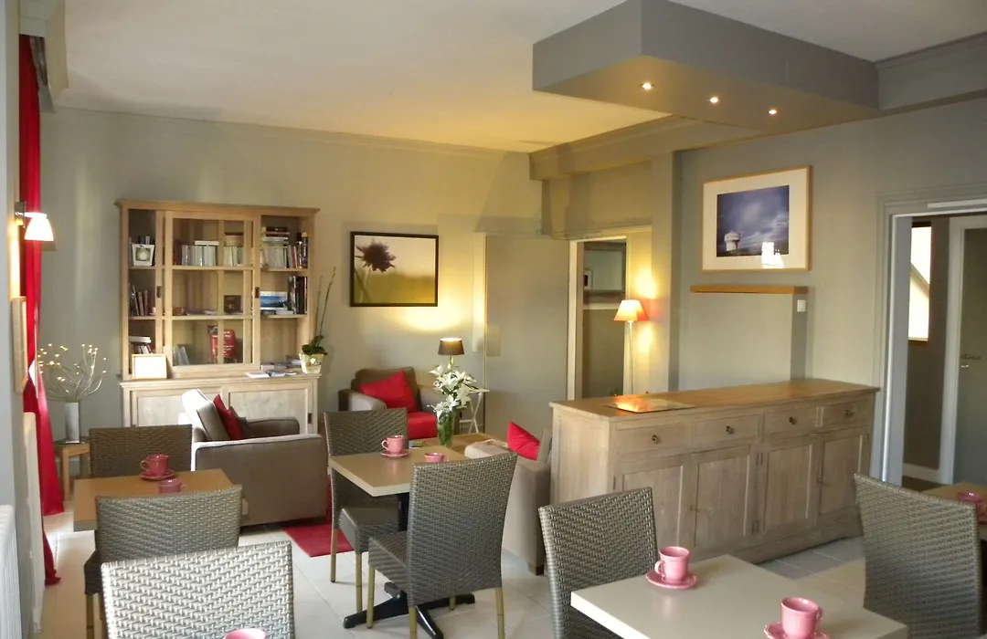 Hotel Mondial-1