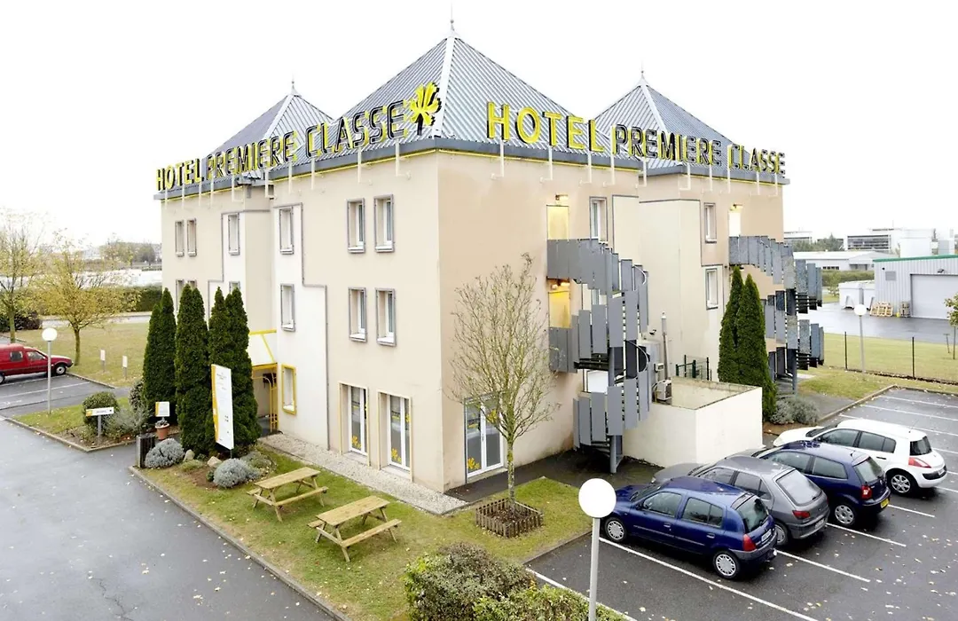 Premiere Classe Niort Est - Chauray-1