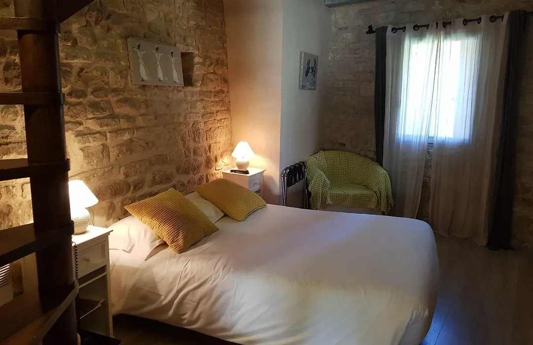 Le Crillon-1