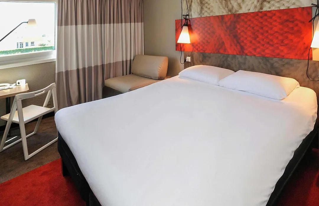 Ibis Villefranche Sur Saone-1
