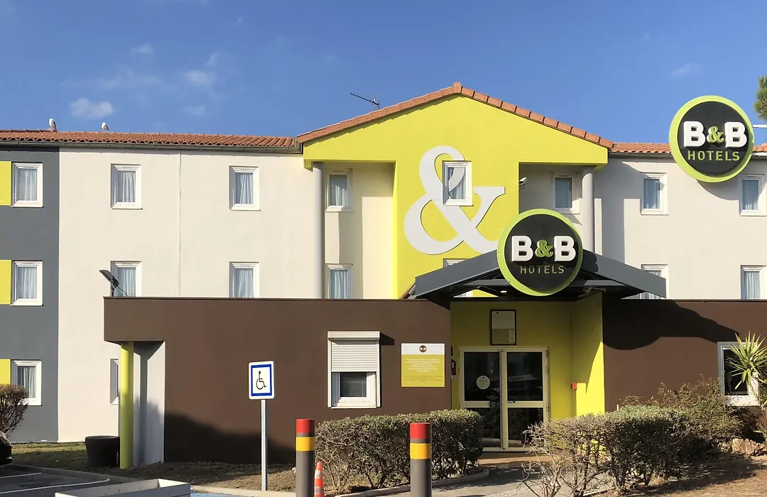 B&B HOTEL Marseille Estaque-1