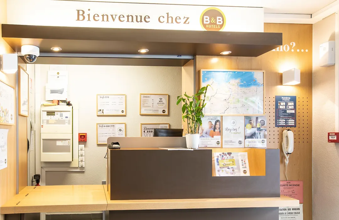 B&B HOTEL Saint-Malo Centre-1