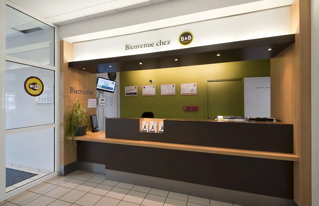 B&B Hotel Grenoble Centre Alpexpo-1