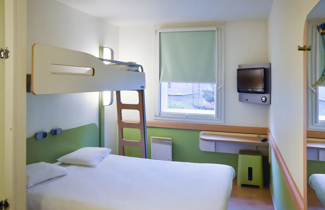 Ibis Budget Vélizy-1