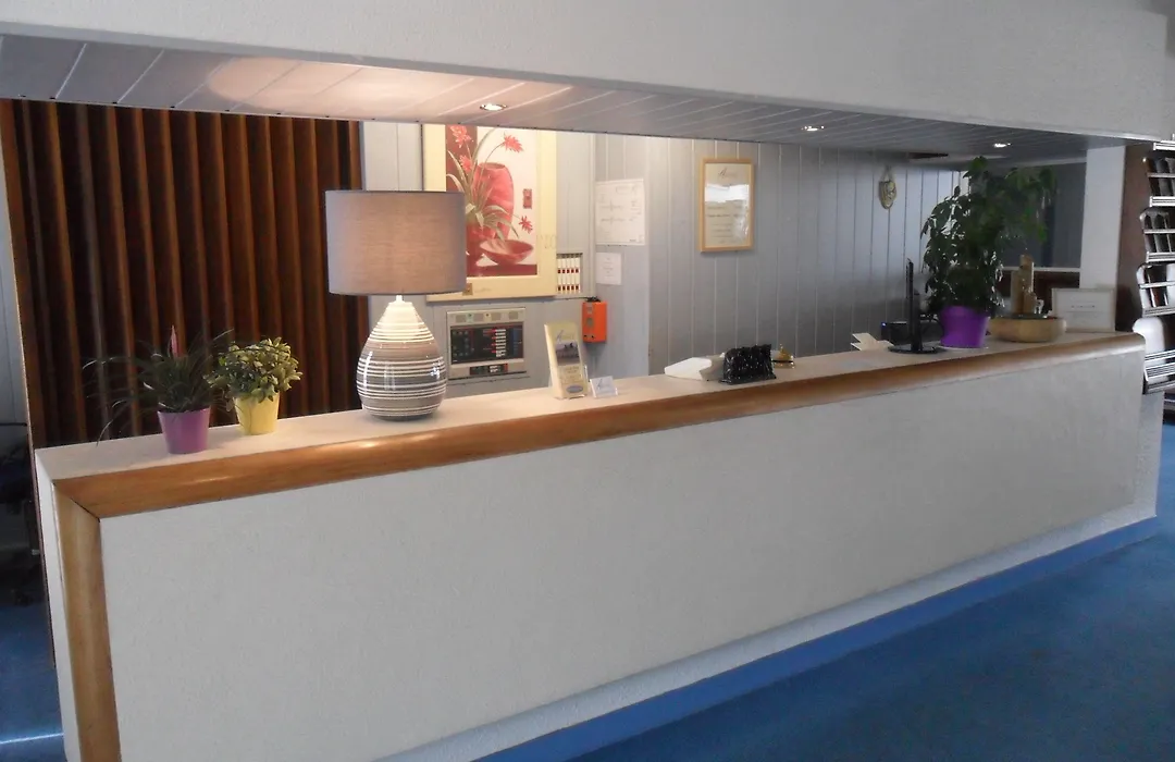 Brit Hotel Confort Gien-1