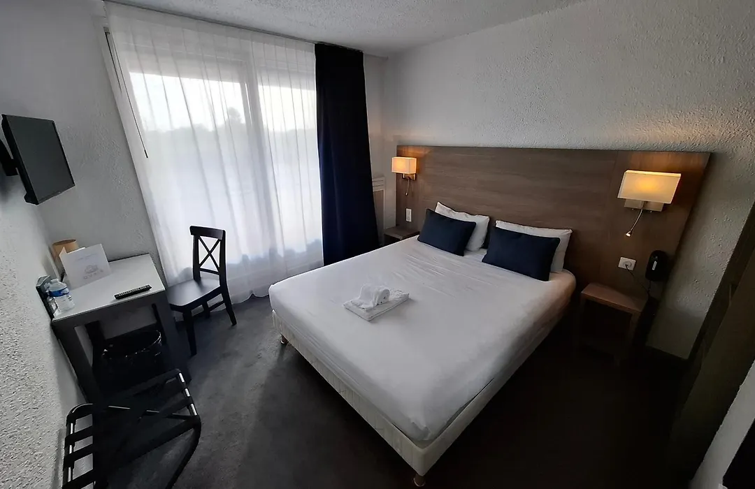 Cit'Hotel Le Challans-1