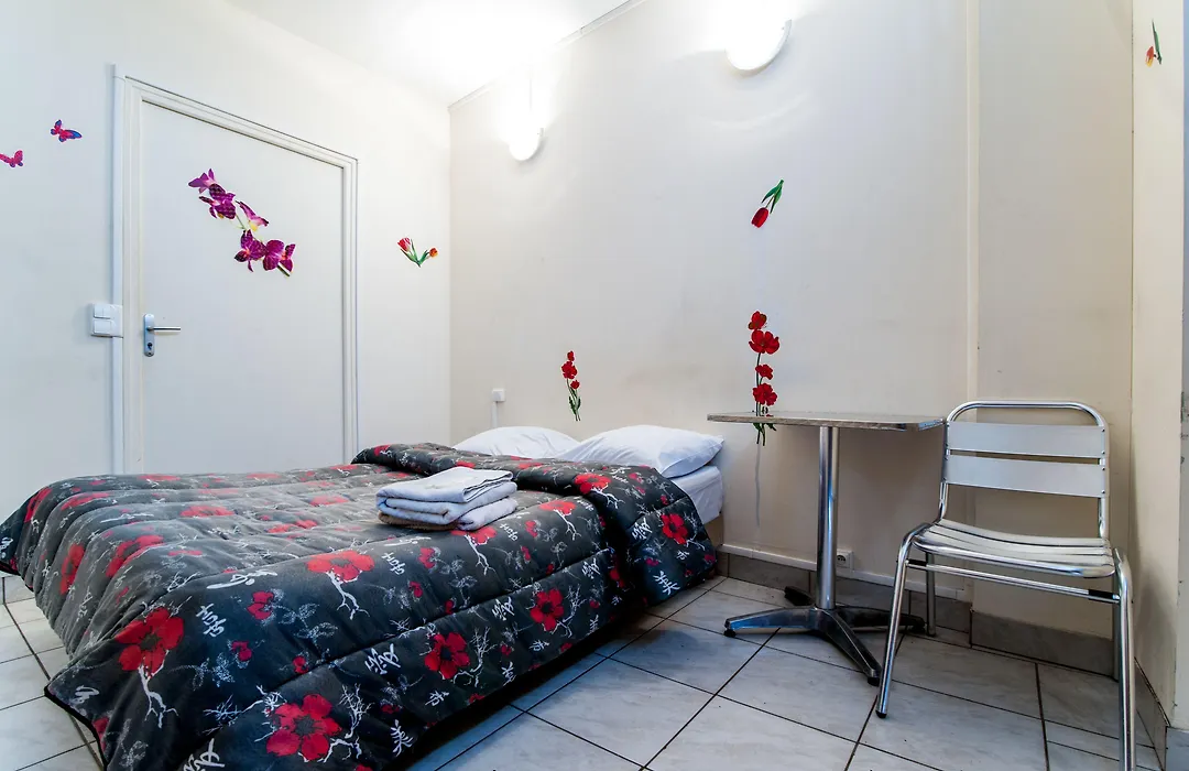 Hotel Des Andelys-1