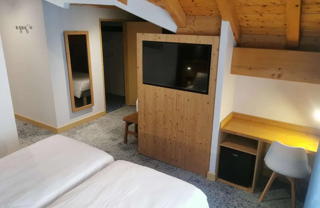 Hotel Les Bruyeres-1